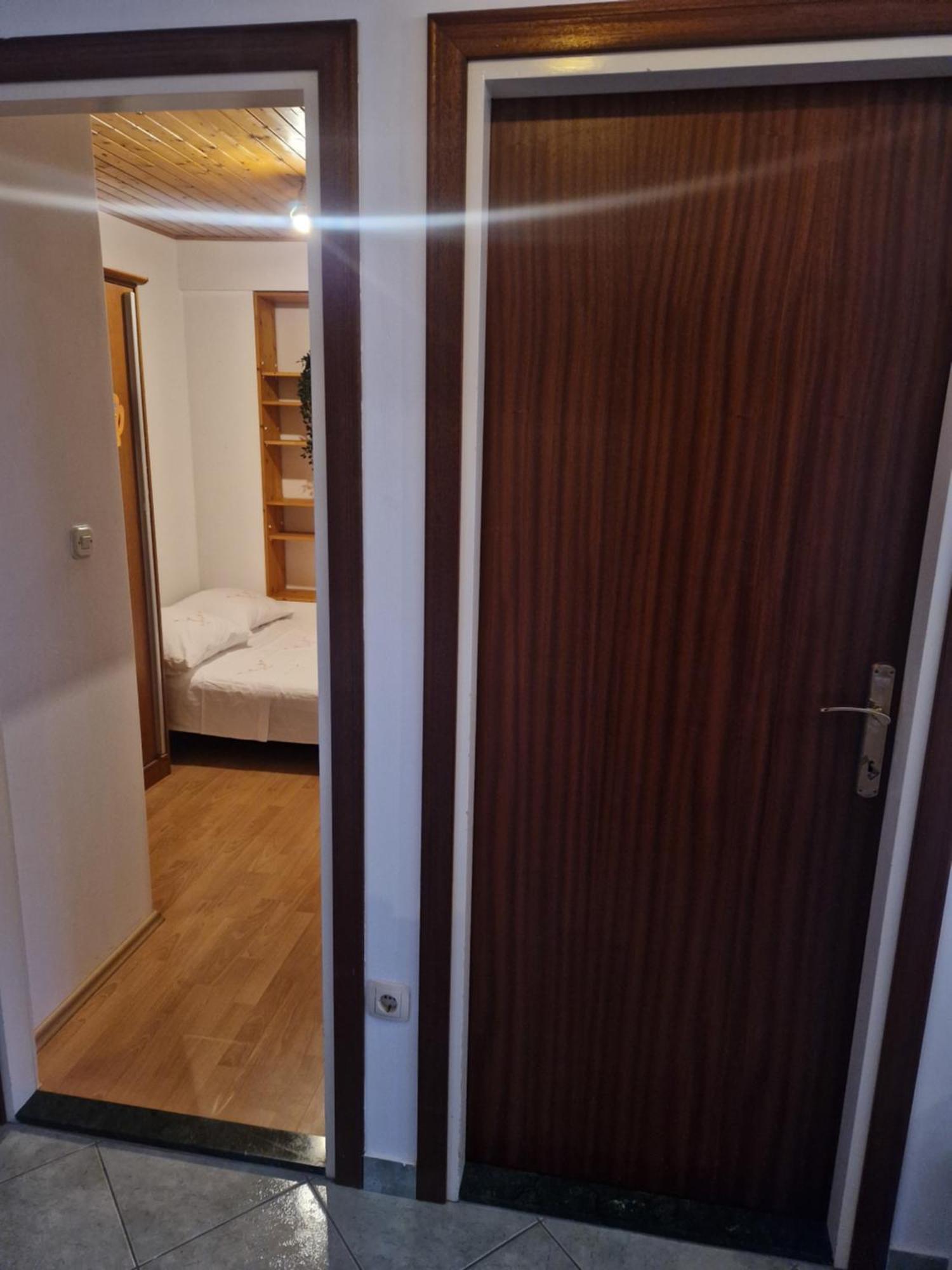 Apartament Grdelin Omiš Zewnętrze zdjęcie